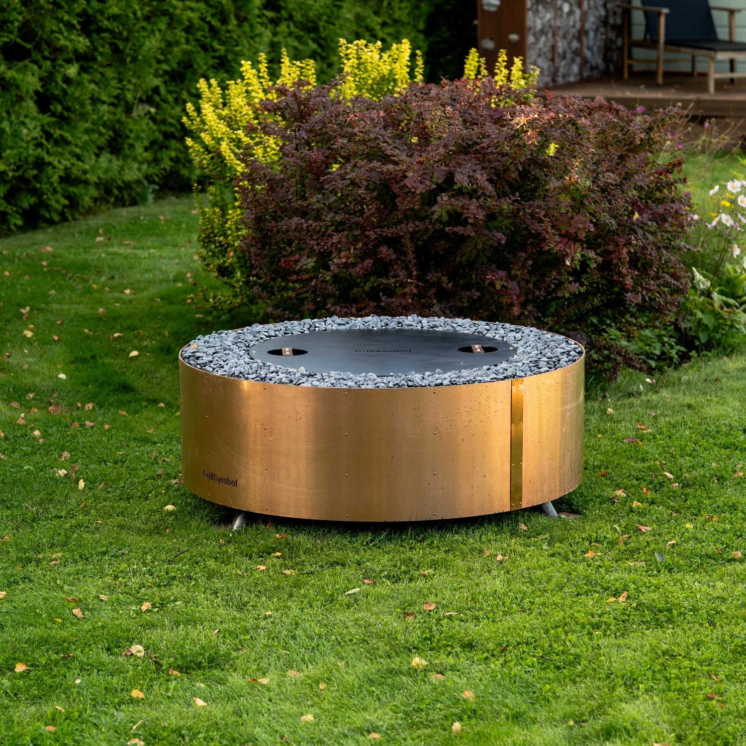 Eldstad utomhus Luna Copper Black ø 119 cm