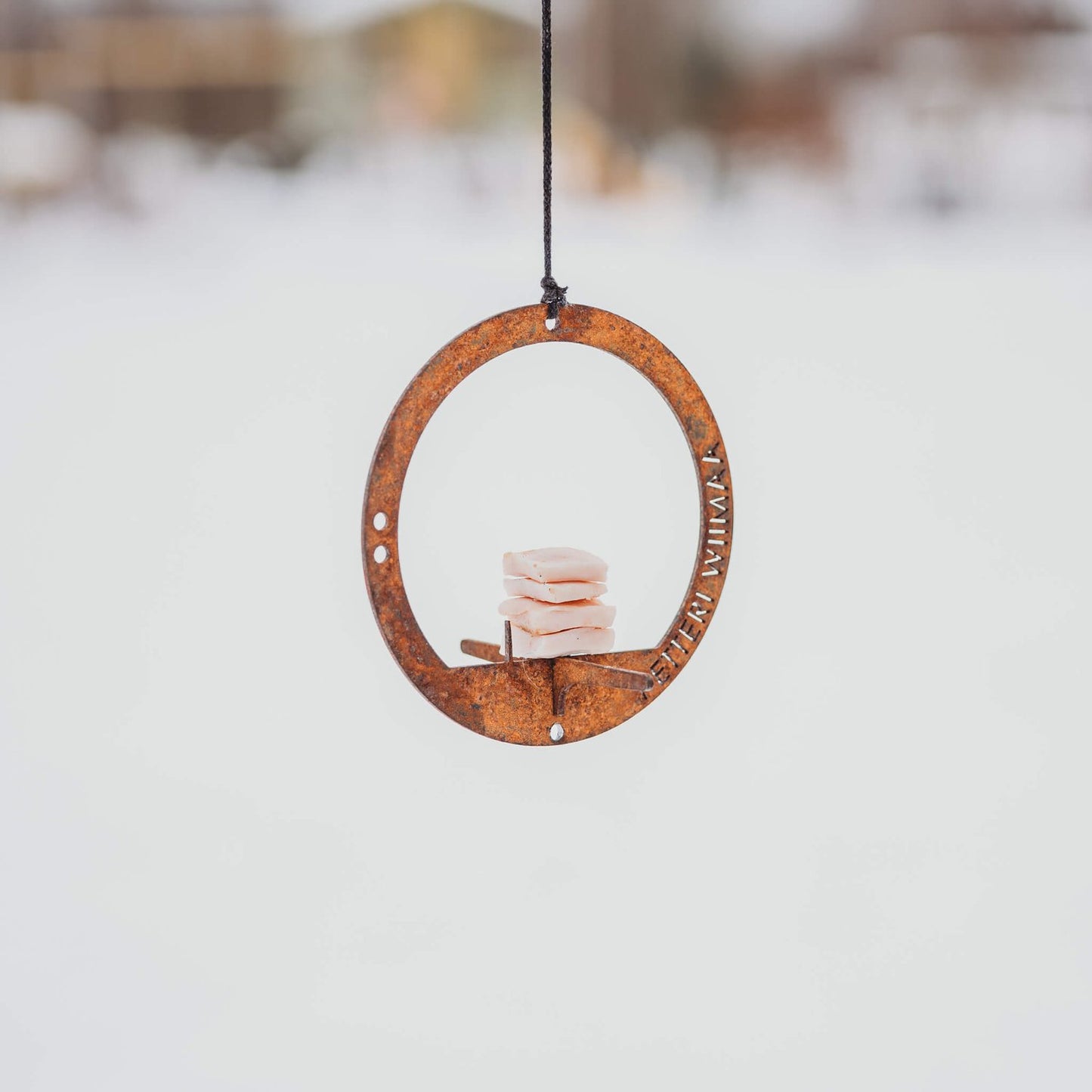 Petteri Wiimaa fågelmatare Circle