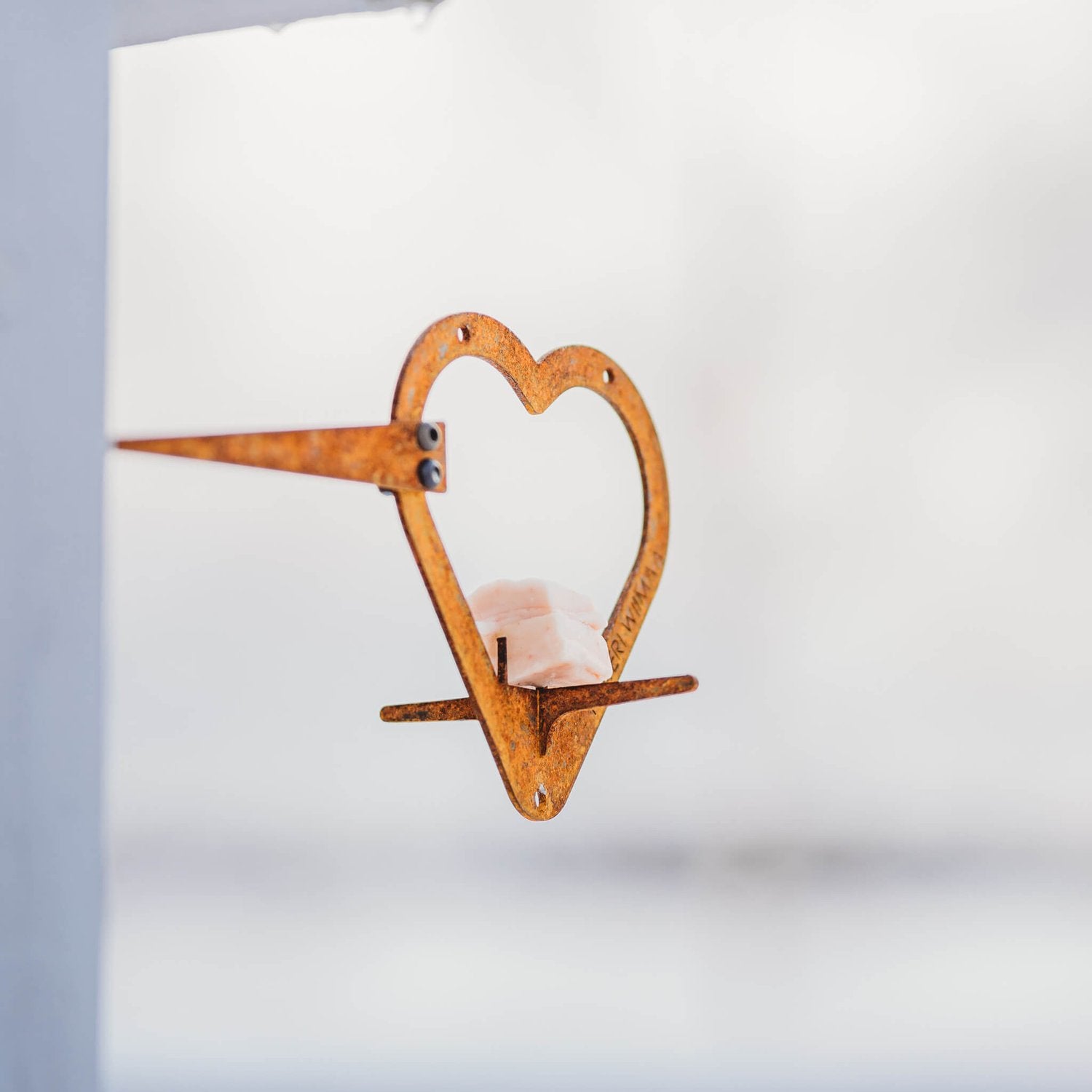 Petteri Wiimaa fågelmatare Heart